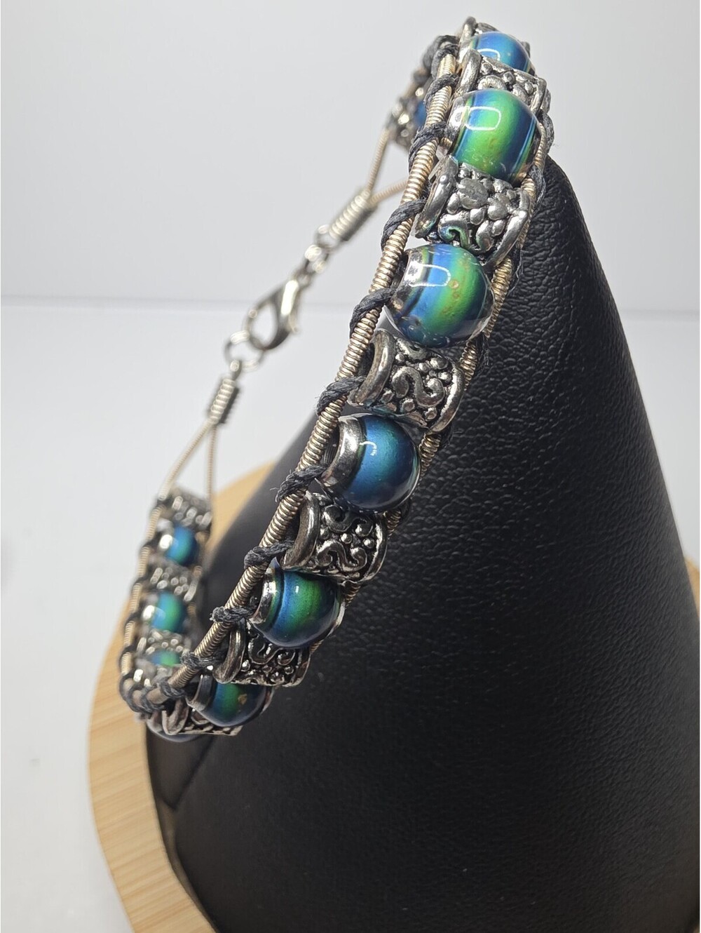 Artisan Wire Wrapped Mood Bead Bracelet Silver Tone Boho Color Changing